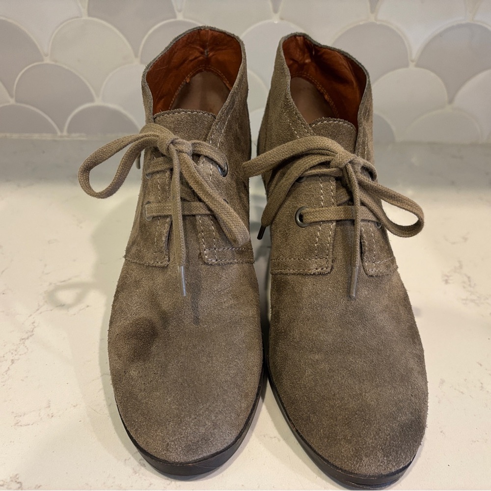 Lucky brand Women's Grey Suede Ankle Booties